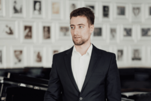 Klavierlehrer Raphael Puttinger